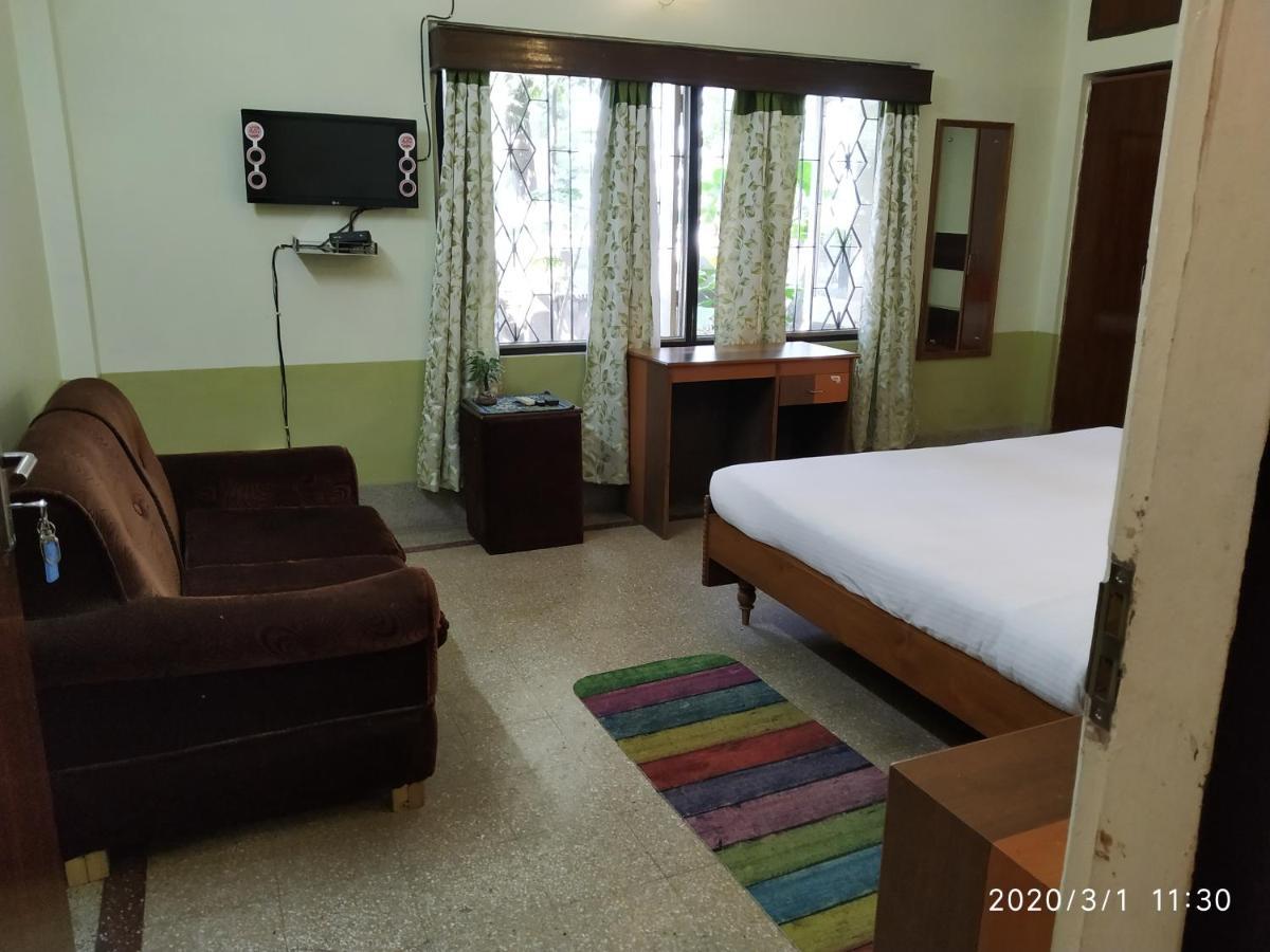 Riverview Guest House Guwahati Bagian luar foto