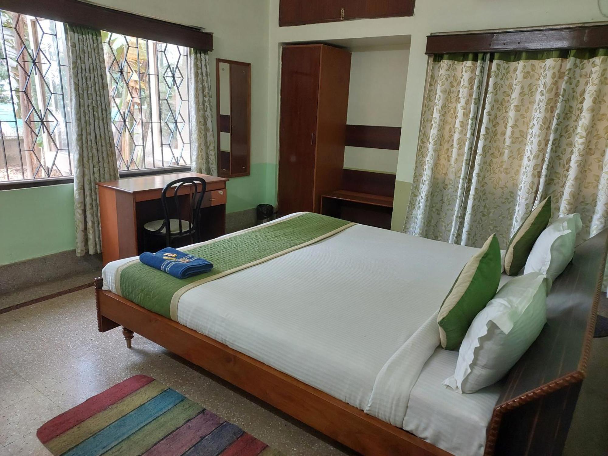 Riverview Guest House Guwahati Bagian luar foto